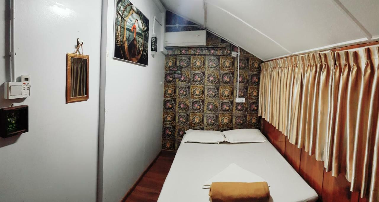 Hostel He-O Rangum Exterior foto
